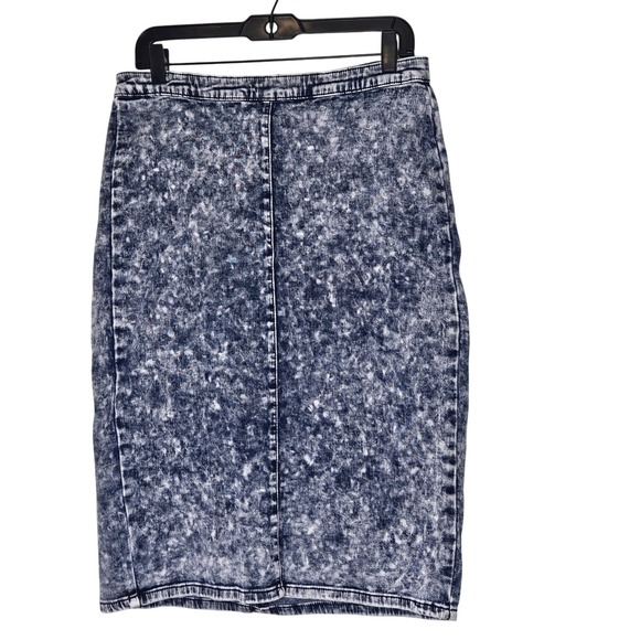 IRIS Jeans Vinatge Denim Pencil Skirt Acid Wash Blue Distressed Casual Modern - Picture 1 of 10